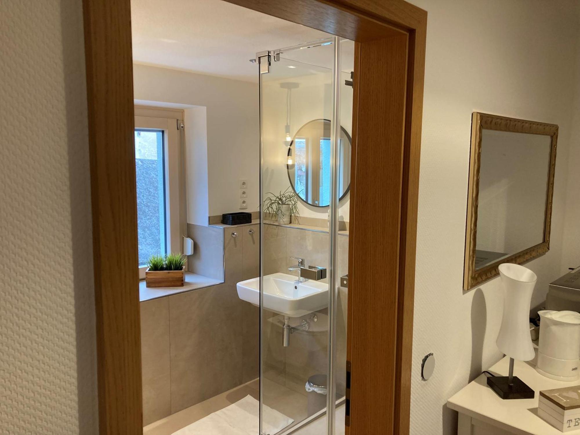 Schlafplaetzle Hotel Karlstadt Ngoại thất bức ảnh